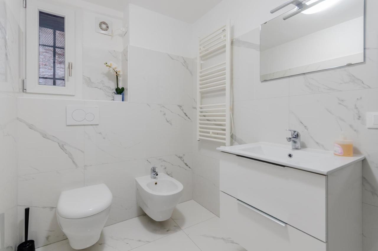 Palazzo Dolfin - Piazza San Marco Lovely Apartment Венеція Екстер'єр фото